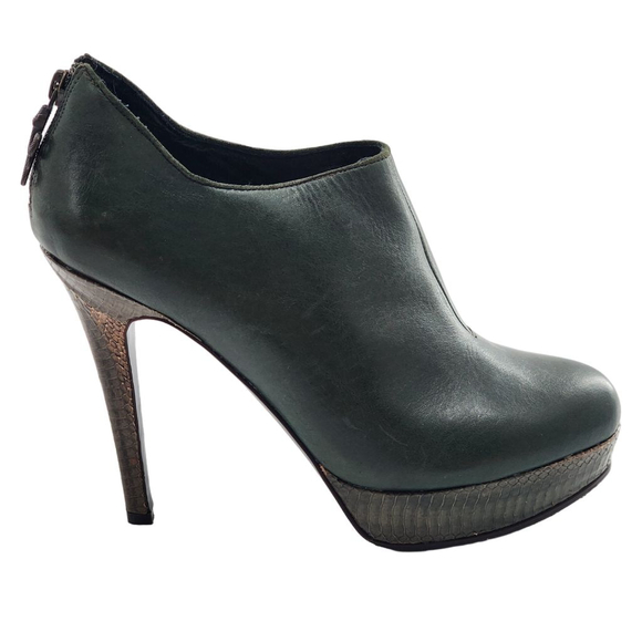 House of Harlow 1960 Shoes - HOUSE OF HARLOW 1960 Natalie Low Boot in Green Leather With Snakeskin Heel